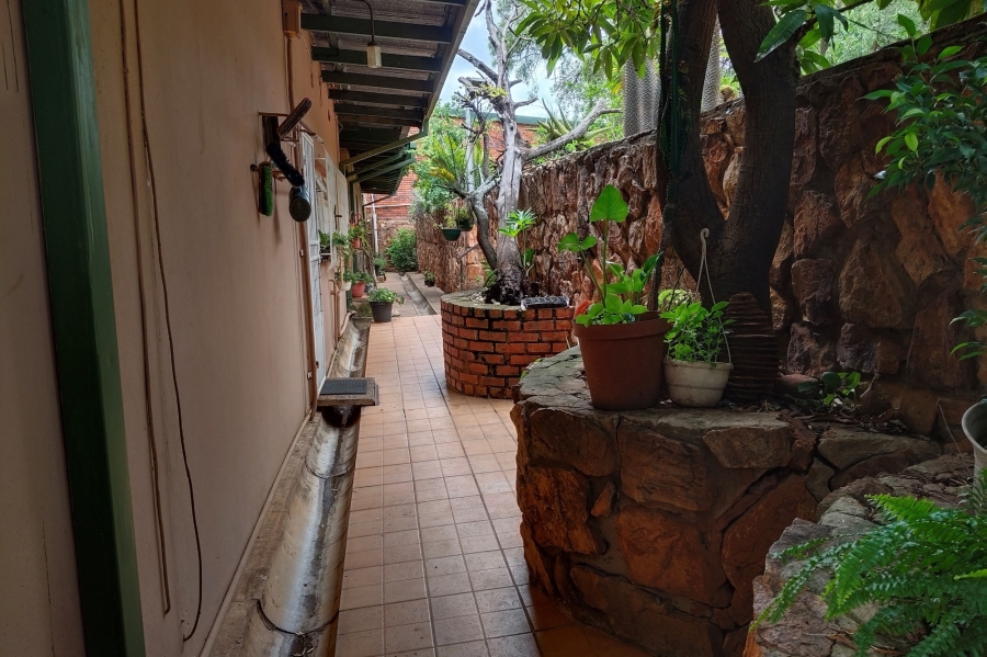 Commercial Property for Sale in Hartbeespoort Rural North West